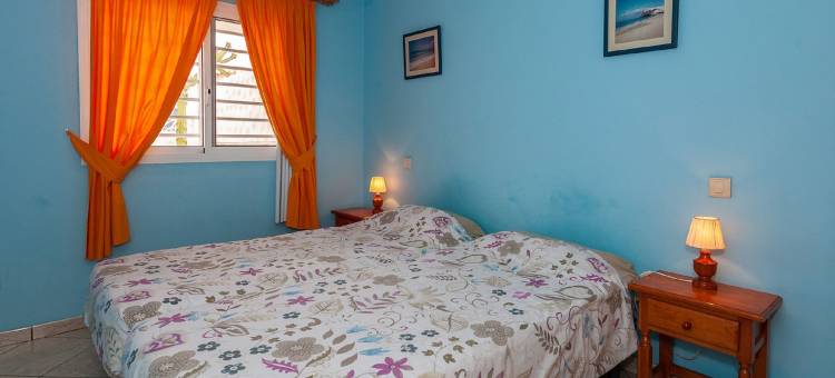 Apartment Near the Beach with a Huge Terrace Patio, Wifi and Parking图片
