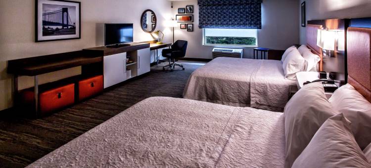 斯塔顿希尔顿欢朋酒店(Hampton Inn & Suites Staten Island)图片