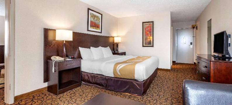 埃斯卡纳巴北品质酒店及套房(Quality Inn & Suites Escanaba North)图片