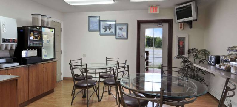 伊格尔里弗-安克雷奇温德姆麦客达套房酒店(Microtel Inn & Suites by Wyndham Eagle River/Anchorage Are)图片