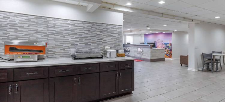 大学郊区开放式客房(Suburban Studios at the University)图片