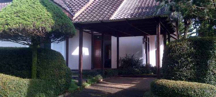 Villa Bougenville 2 B.3 Palasari Puncak Cipanas图片