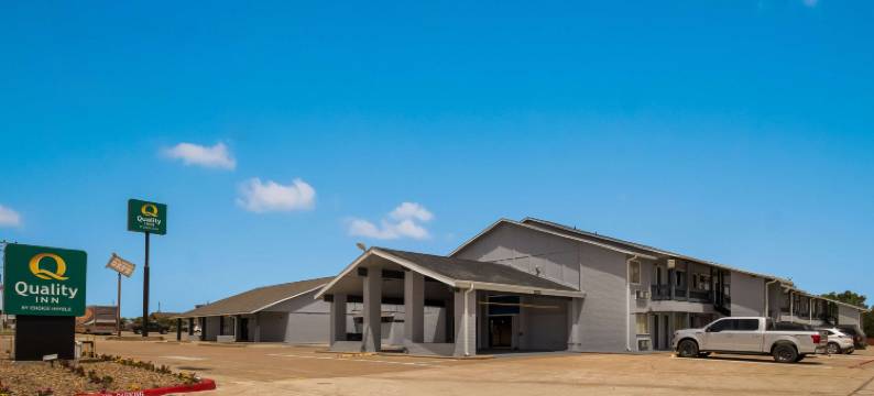 麦迪逊维尔凯艺酒店(Quality Inn Madisonville)图片