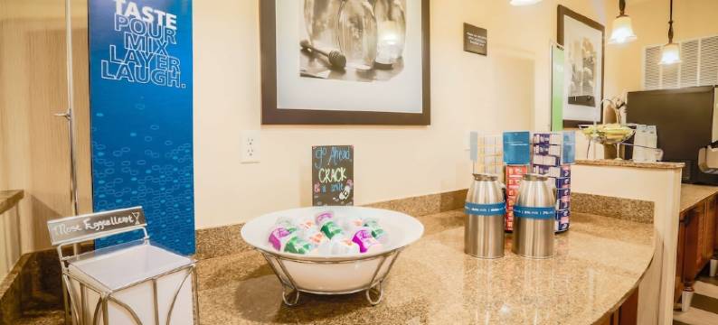 休斯顿西北汤博尔欢朋套房酒店(Hampton Inn & Suites by Hilton Tomball Houston NW)图片