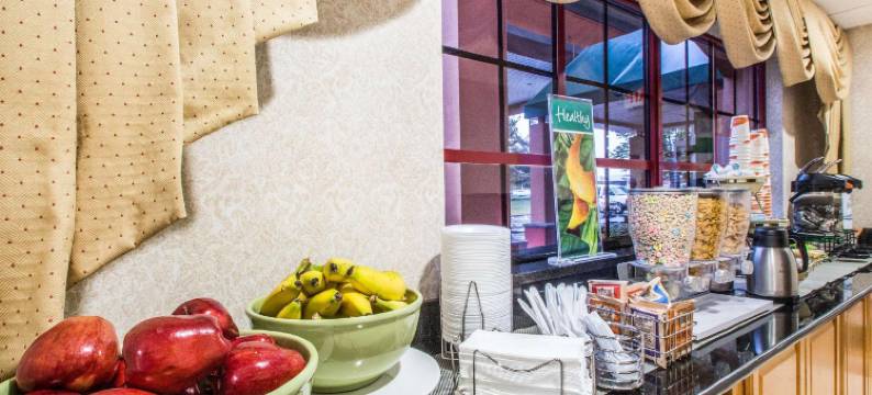 普林斯顿附近凯艺酒店(Quality Inn Near Princeton)图片