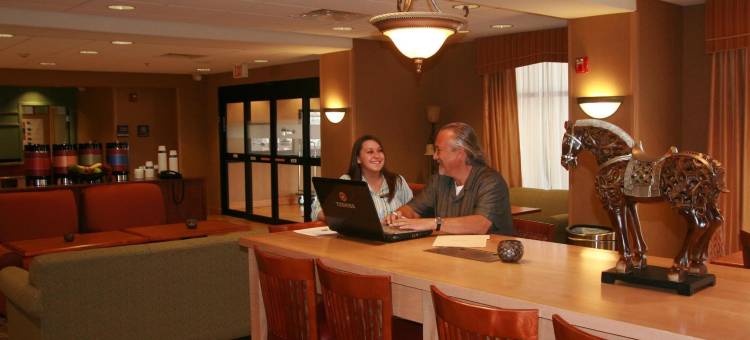 希尔顿欢朋酒店-加登城(Hampton Inn Garden City)图片