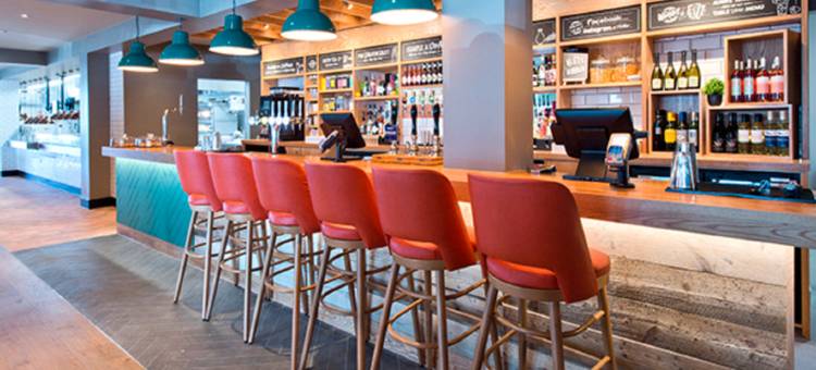 西布罗姆维奇市中心新广场普瑞米尔酒店(Premier Inn West Bromwich Town Centre (New Square))图片