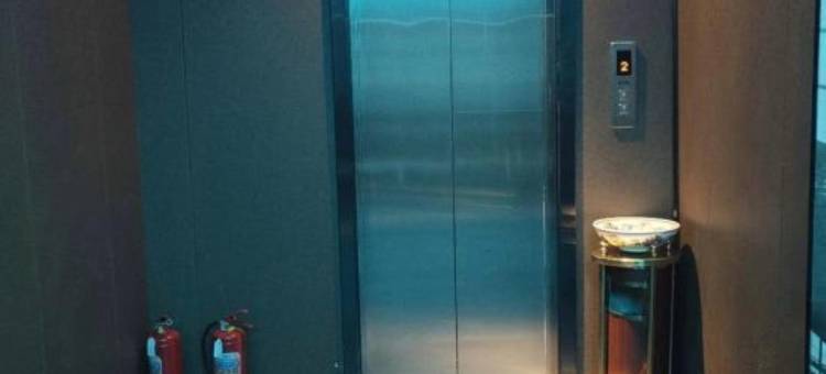 包头龙腾精品酒店(摩尔城火车东站店)图片