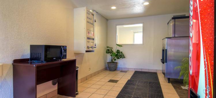 Motel 6 Jurupa Valley, CA - Riverside West图片