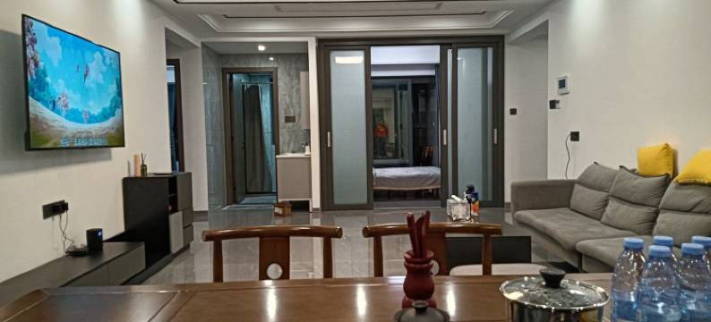 落入凡尘的小凡公寓(天山北路分店)图片