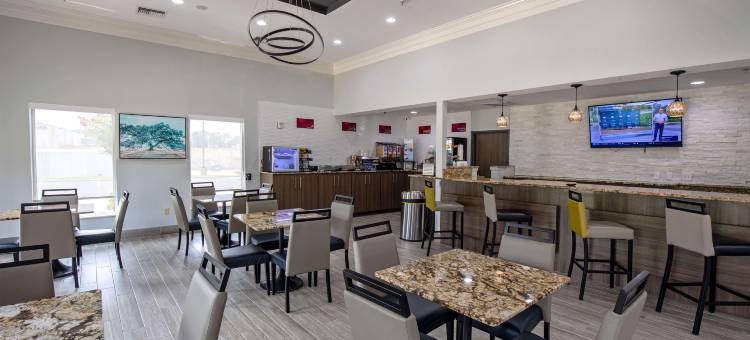 维米利恩河贝斯特韦斯特优质酒店及套房(Best Western Plus Vermilion River Inn & Suites)图片
