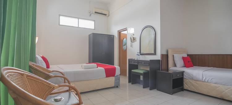 红多兹苏卡布米惹兰街玛塔迪娜塔酒店(RedDoorz @ Jalan R.E. Martadinata Sukabumi)图片