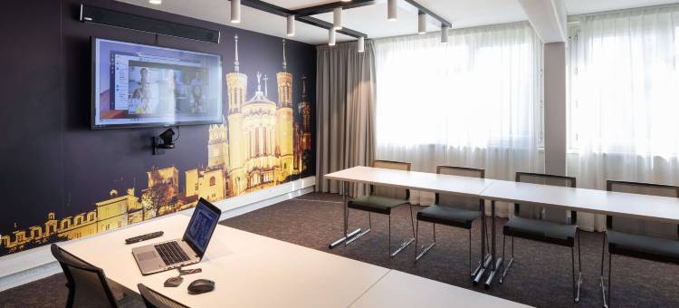 里昂布隆会展中心诺富特酒店(Novotel Lyon Bron Meeting & Events)图片