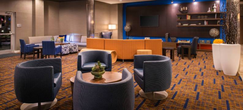 温泉城万怡酒店(Courtyard Hot Springs)图片