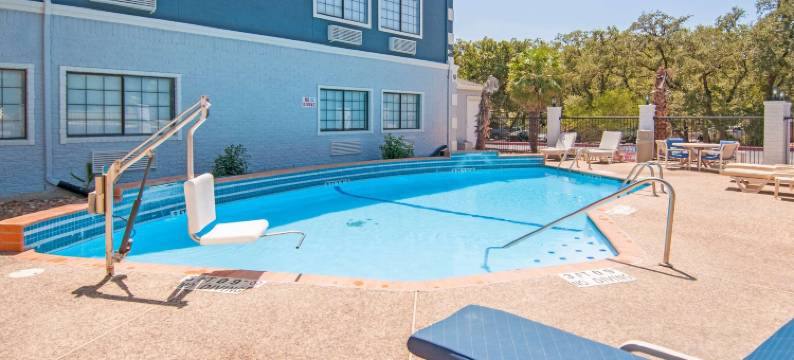 圣安东尼奥北斯通奥克戴斯套房酒店(Days Inn & Suites by Wyndham San Antonio North/Stone Oak)图片