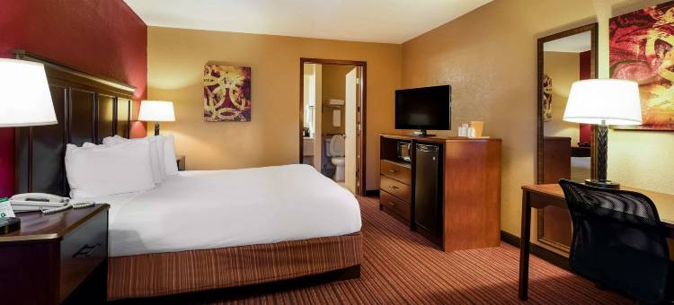 凯艺套房酒店(Quality Inn & Suites West Helena)图片