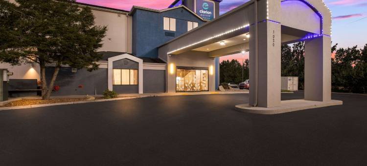 克拉丽奥波恩特酒店-塞维尔维尔-鸽子谷(Clarion Pointe Sevierville-Pigeon Forge)图片