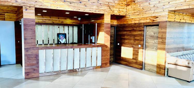 尼尔加甘度假村(Neelgagan Resort)图片