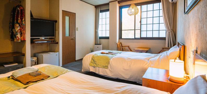 千灯萤宿(Hotarunoyado Sendou)图片