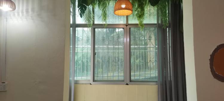 杨佳凝公寓(温泉路分店)图片