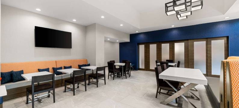 在贝塞默伯明翰的汉普顿客栈和套房(Hampton Inn and Suites Bessemer Birmingham)图片