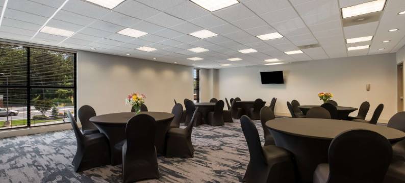 The Hub Middletown Red Bank, BW Signature Collection图片