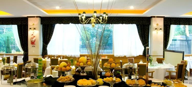 布宜诺斯艾利斯华美达酒店(Ramada Buenos Aires 维森特洛佩斯)(Ramada by Wyndham Buenos Aires)图片