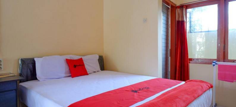 红多兹伊斯兰酒店-近普禾加多阿伦阿伦(RedDoorz Syariah Near Alun Alun Purwokerto)图片