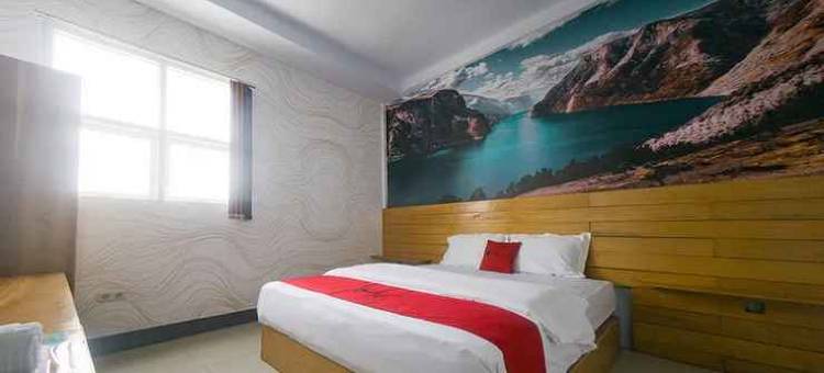 红多兹Plus伊斯兰酒店-哥伦打洛佩塔迪奥(RedDoorz Plus Syariah @ Pentadio Gorontalo)图片