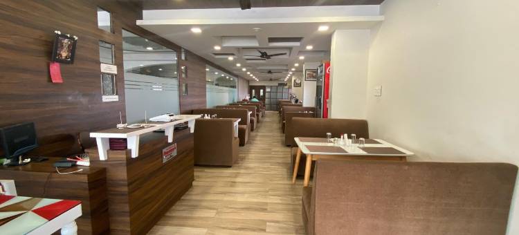 安纳亚舒适酒店(Ananya Comfortss)图片