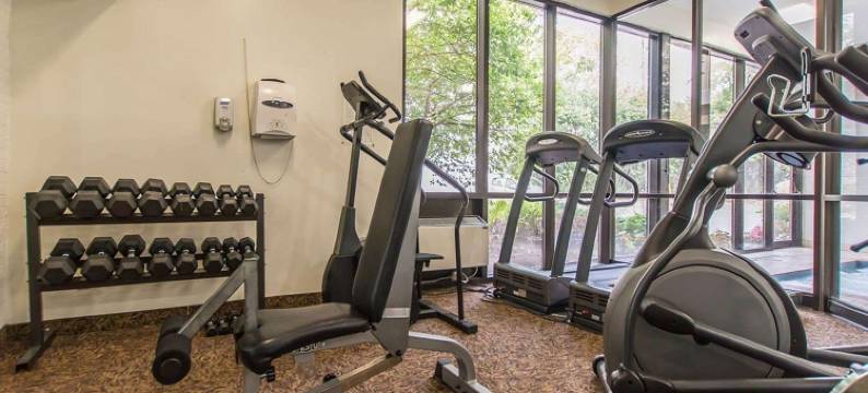 湾前品质酒店及套房(Quality Inn & Suites Bay Front)图片