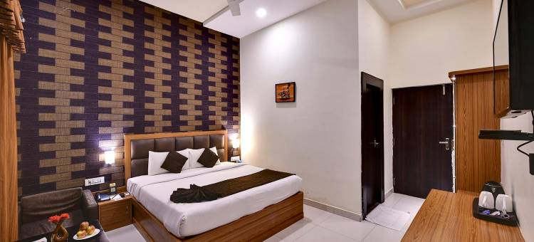 米尔萨普尔 X 将军酒店(Genx Mirzapur)图片