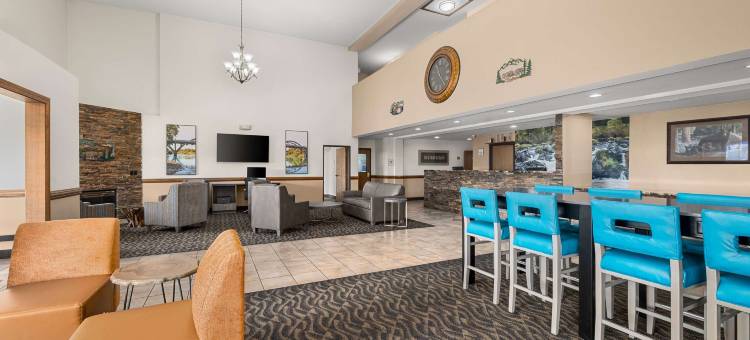 格兰茨帕斯拉昆塔温德姆套房酒店(La Quinta Inn & Suites by Wyndham Grants Pass)图片
