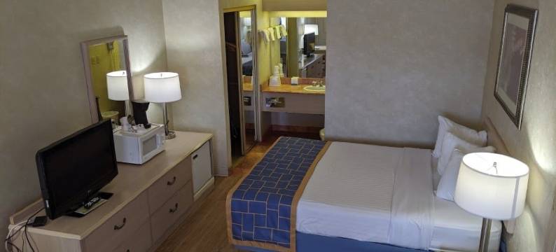 布尔黑特市温德姆戴斯酒店(Days Inn by Wyndham Bullhead City)图片