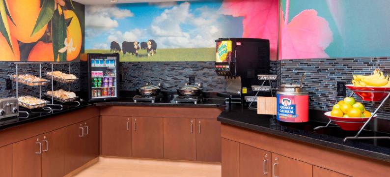 林肯万枫酒店(Fairfield Inn & Suites Lincoln)图片