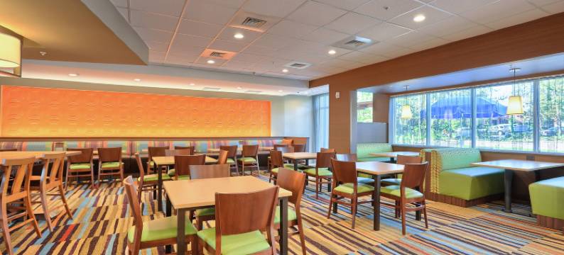 费城霍舍姆万枫酒店及套房(Fairfield Inn & Suites Philadelphia Horsham)图片