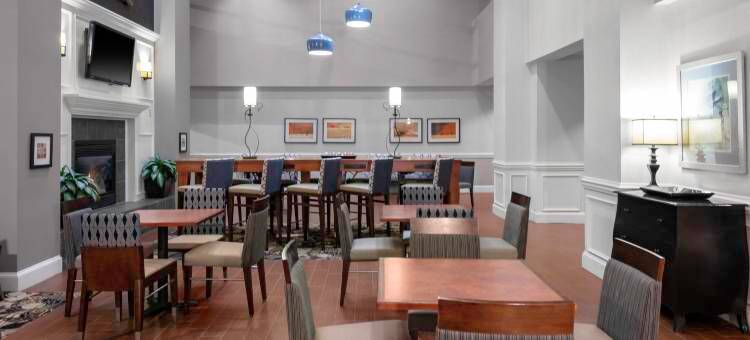 康科德夏洛特欢朋套房酒店(Hampton Inn & Suites Concord Charlotte)图片