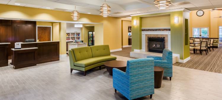 圣路易斯河港机场西长住套房酒店(Larkspur Landing Extended Stay Suites St Louis Riverport)图片