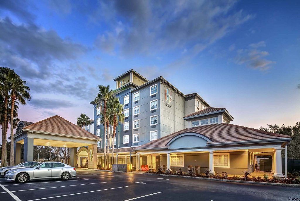 EVEN Hotel SARASOTA-LAKEWOOD RANCH by IHG Over view