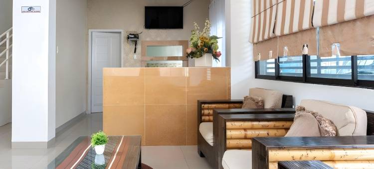 红多兹伊斯兰酒店-近棉兰特拉丹体育场(RedDoorz Syariah Near Stadion Teladan Medan)图片