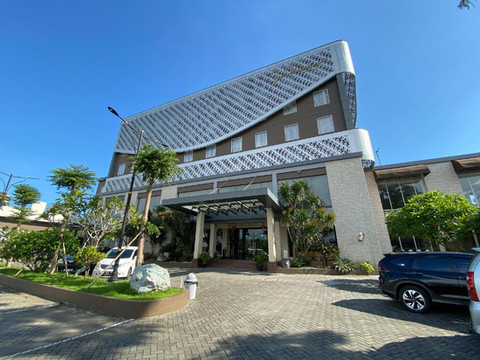 科洛帕金大酒店