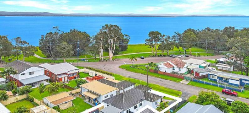 Long Jetty Lake House -Long Jetty, Central Coast Fully Renovated 3 bed Cottage,图片