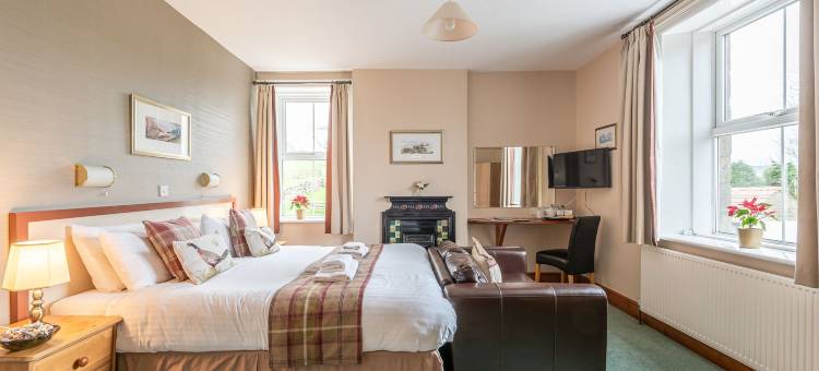 狐狸和猎犬酒店(The Fox & Hounds Inn)图片