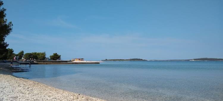 舒适公寓，共享泳池(Cozy apartment with shared pool)图片