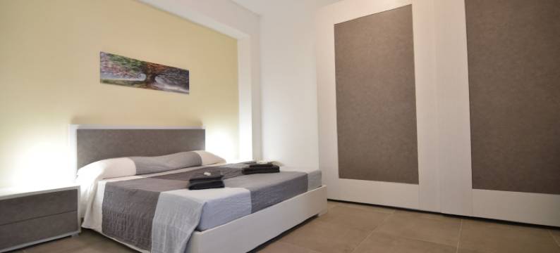 马里纳迪拉古萨的三颗钻石(The Three Diamonds of Marina di Ragusa)图片