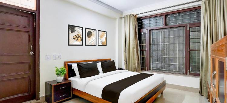 联排别墅 Mall 路靠近图书馆 Chowk(Townhouse Mall Road Near Library Chowk)图片