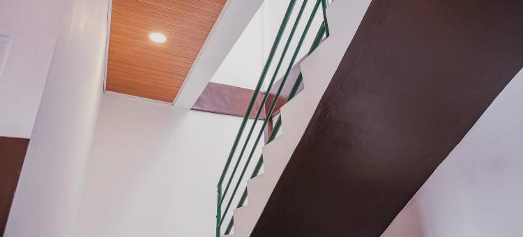 红多兹酒店@楠榜2号安塔萨里王子路(RedDoorz @ Jalan Pangeran Antasari Lampung 2)图片