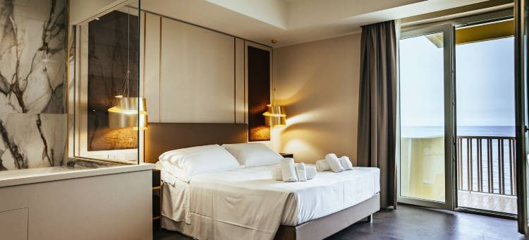 帕里斯酒店(Hotel Palace)图片