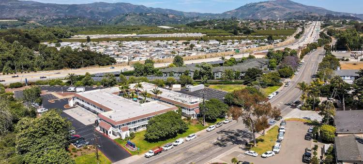 卡宾特里拉, CA–圣塔芭芭拉 - 南Studio 6 套房(Studio 6 Suites Carpinteria, CA–Santa Barbara-South)图片