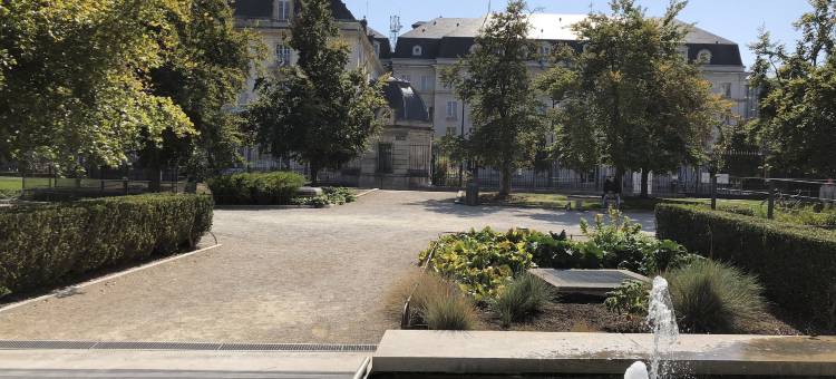 珍瑰佐拉(Le Charmant Zola Hyper Centre classé)图片